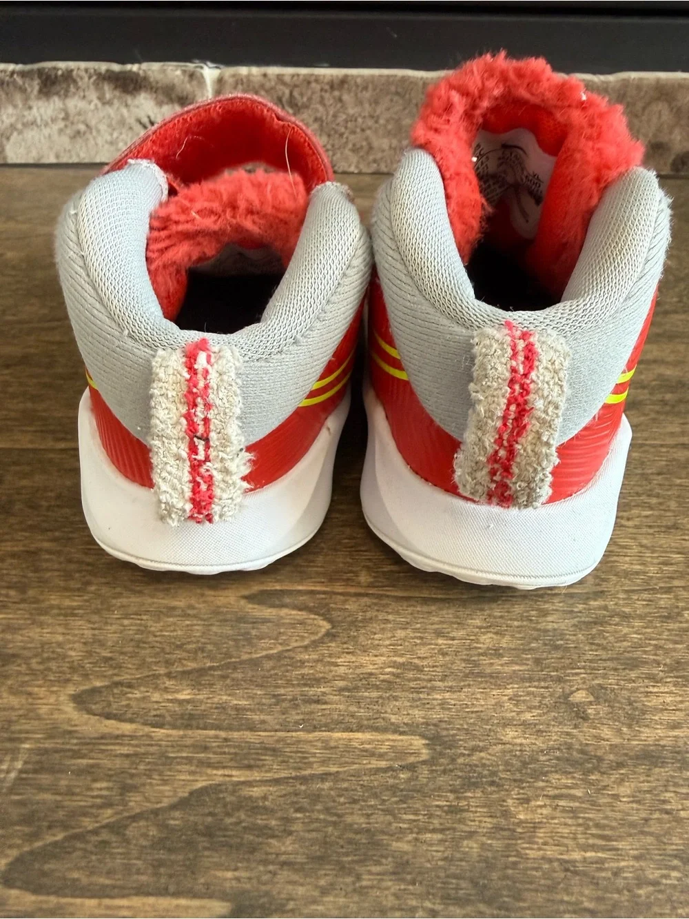 Nike Team Hustle D 9 Lil “Fast N Furry” Hook & Loop Sneaker Red US 5C CT4066-600